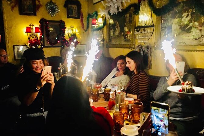 Hidden Bar and Speakeasy Night Tour NYC - Stop 1: Flute Bar and the Prohibition-Style Welcome