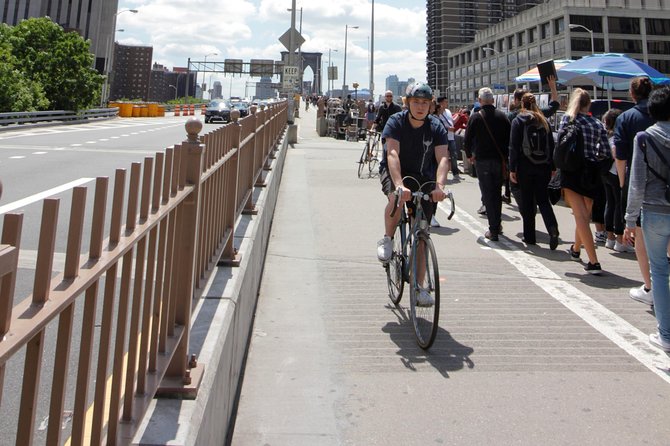 Hudson River Park Bicycle Rental - What’s included: helmets, locks, maps, and the stuff you’ll actually use