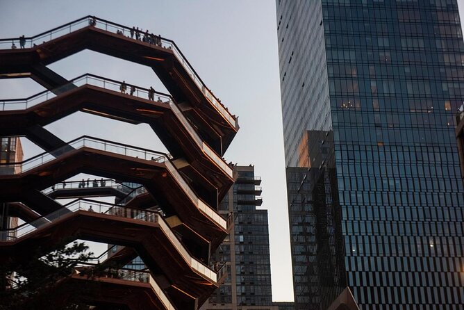 Hudson Yards the High Line and the New Vessel - Walking from the Meatpacking District to the High Line