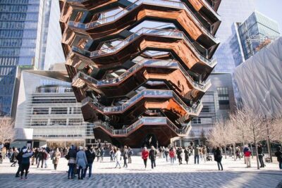 Hudson Yards the High Line and the New Vessel - The High Line route: gardens, water views, and public art