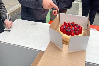 Iconic Foods of the Lower East Side and Little Italy Walking Tour - Lower East Side tastings: five icons, one immigration story