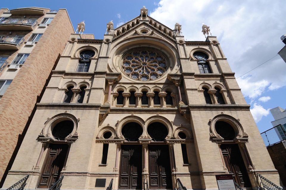 Jewish History of NYC Private Tour with Transfers - Why the Lower East Side tells NYC’s Jewish story better than most places
