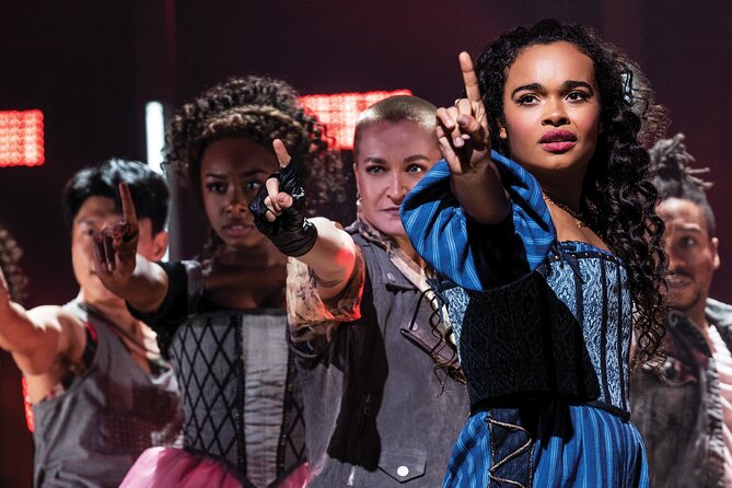 & Juliet on Broadway Ticket - Entering with Pre-Booked Seats (and Why It Helps)