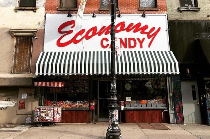 Lower East Side Food and Neighborhood Tour - The food stops: how the tasting part really works