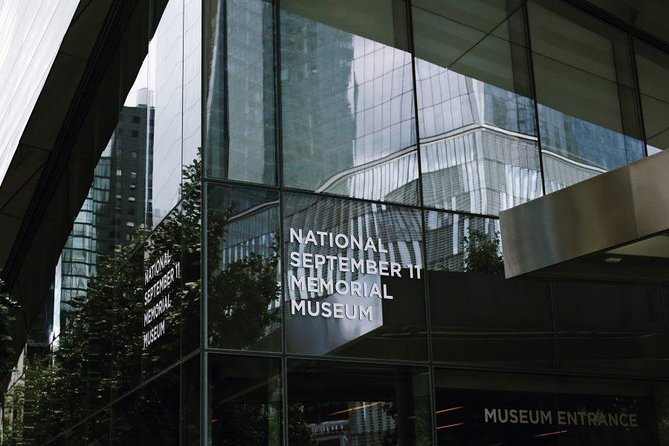 Lower Manhattan & 9/11 Memorial Exclusive Guided Walking Tour - Federal Hall and St. Paul’s Chapel: Early America Close Up