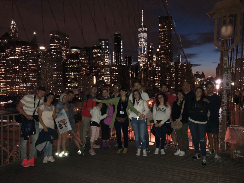 Luci e Ponti di New York- Night Tour in Italiano - Entering the Loop: Midtown to Brooklyn to Times Square at Night