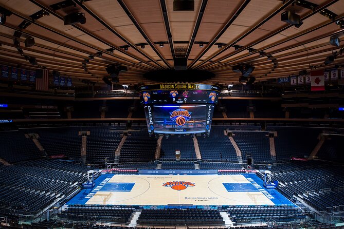 Madison Square Garden Tour Experience - Locker Rooms, Penalty Box, Dressing Rooms, and Celebrity Row: Access Depends