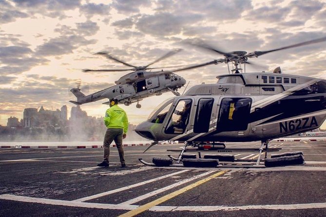Manhattan Helicopter Sightseeing Tour - Downtown Manhattan Starts Here: 6 East River Piers