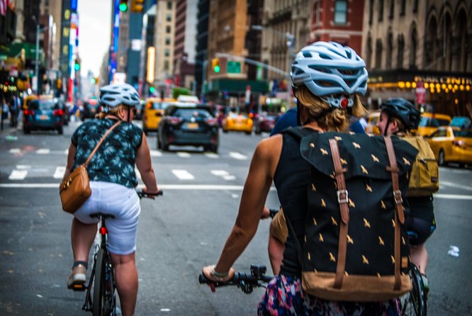 Manhattan Neighborhoods Bike Tour - Key highlights to look for
