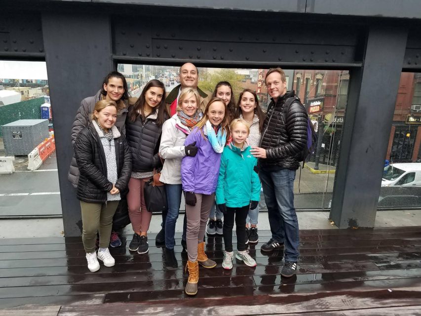 Meatpacking District: Chelsea Market and The Highline Tour - Architecture spotting in the Meatpacking District after the park