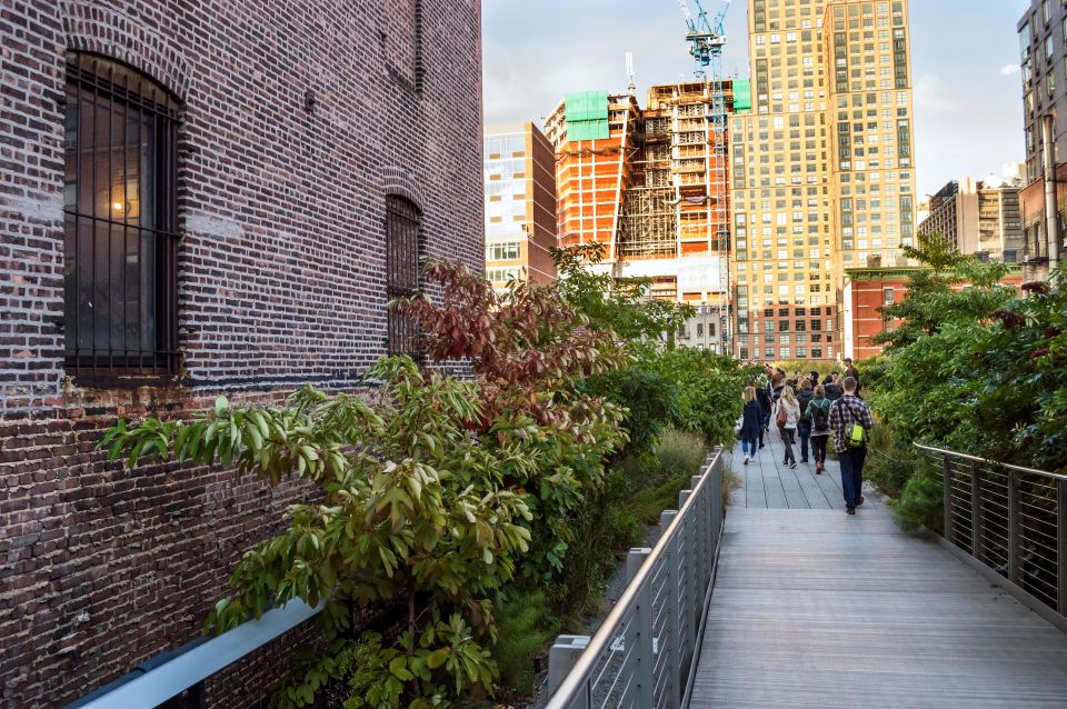 Meatpacking District: Chelsea Market and The Highline Tour - Should you book the Chelsea Market and High Line Meatpacking District tour?
