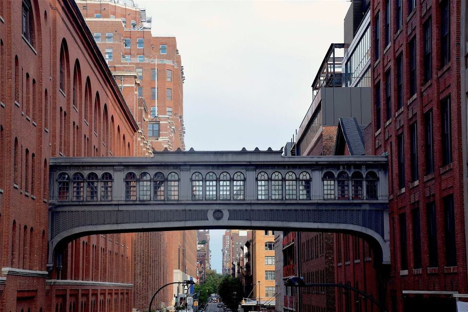 Meatpacking District: Chelsea Market and The Highline Tour - Death Avenue and Meatpacking District stories that actually connect