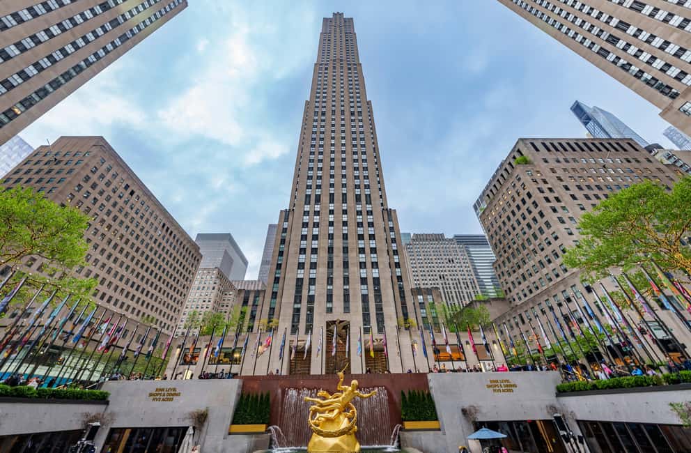 Midtown Manhattan Guided Tour w/ SUMMIT One Vanderbilt Entry - Radio City Music Hall: a photo stop with real Art Deco power
