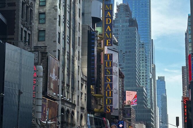 Midtown Manhattan: Times Square & Skyscrapers Walking Tour - Why the $25 price feels fair for this specific route