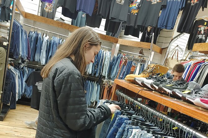 Mini Private Secondhand Shopping Tour in NYC - includes up to 8 - Who this tour fits best