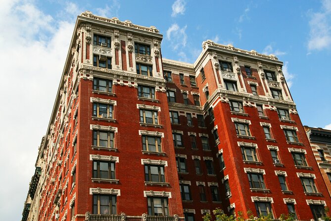 Mob Hits of Midtown: NYC Self-Guided Crime Mystery Walk - Midtown Mystery Walks Feel Different When You Control the Pace