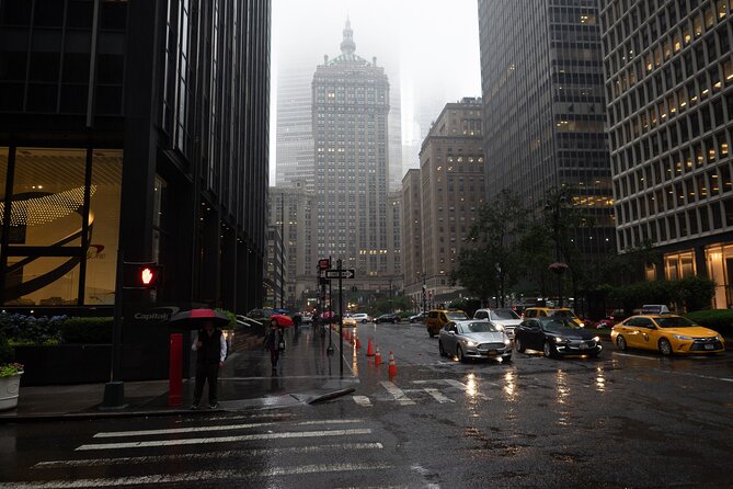 Mob Hits of Midtown: NYC Self-Guided Crime Mystery Walk - Stop 1 to 3: Columbus Circle, Park Central Hotel, and a Starbucks Corner