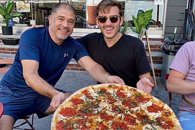 Mom and Pop Food Tour in Chinatown and Little Italy - Why This Chinatown + Little Italy Tour Feels Like You’re With a Local