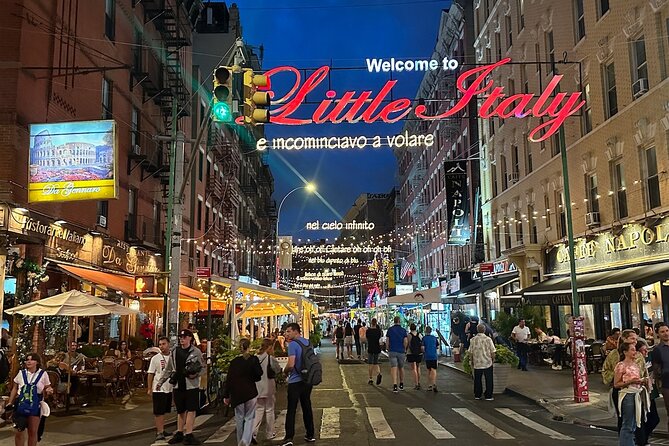 Mom and Pop Food Tour in Chinatown and Little Italy - Little Italy Stops: Italian Music, Shops, and a Cannoli-Forward Mood