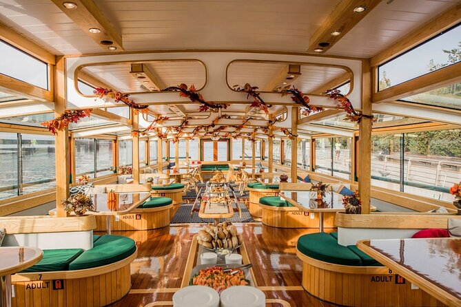New York Afternoon Fall Foliage Cruise with Lunch - Columbia University to the Palisades: a different New York rhythm