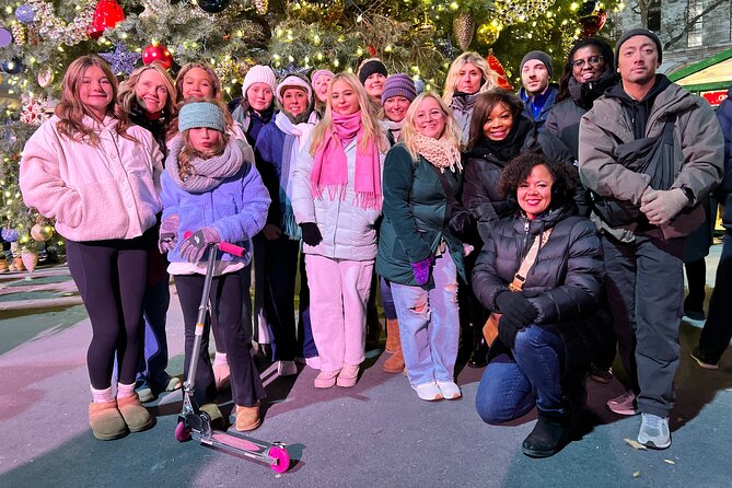 New York Christmas Holiday Lights Walking Tour - Why This Holiday Lights Walk Works So Well at Night