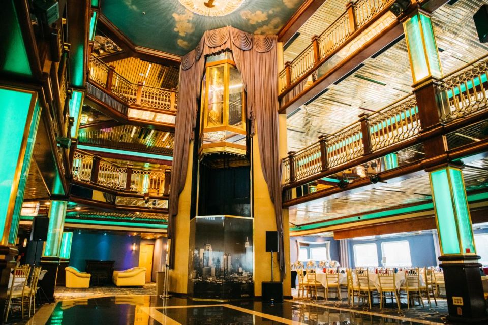 New York City: 4th of July Family Fireworks Party Cruise - The fireworks plan: why the boat stops matters