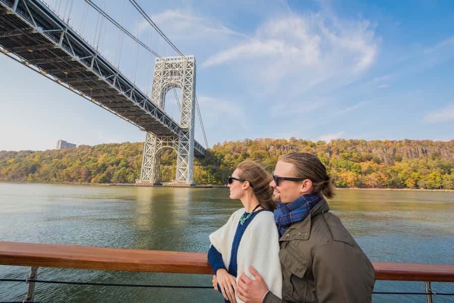 New York City: Afternoon Fall Foliage Lunch Cruise - Key things I’d circle before you go