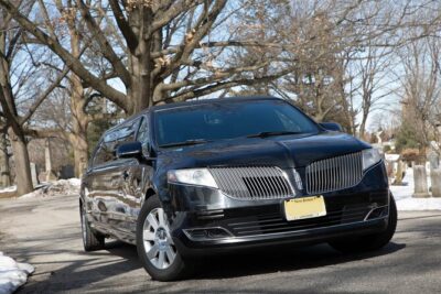 New York City Airport Departure Transfer by Limo LGA JFK EWR - Time Your Airport Run for JFK, EWR, or LGA