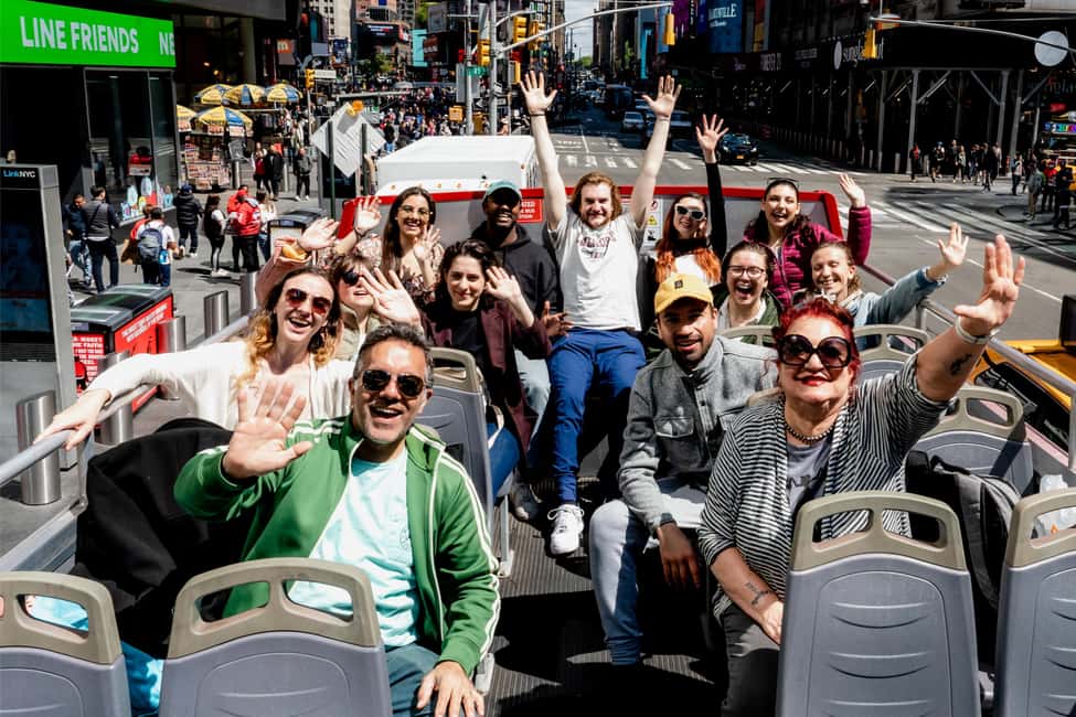 New York City: Attraction Pass with Must See Sights - Walking tours with storylines: Broadway, Midtown, and the bridge