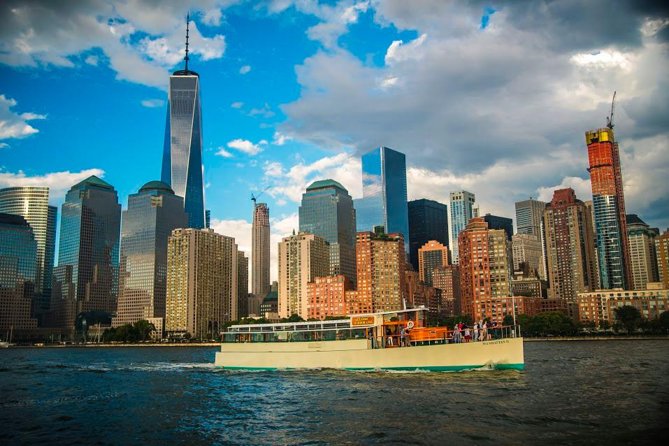 New York City: Champagne, Cheese, Caviar & Sightseeing Cruise - The Cruise Route: Hudson River to Lady Liberty to Manhattan at Night