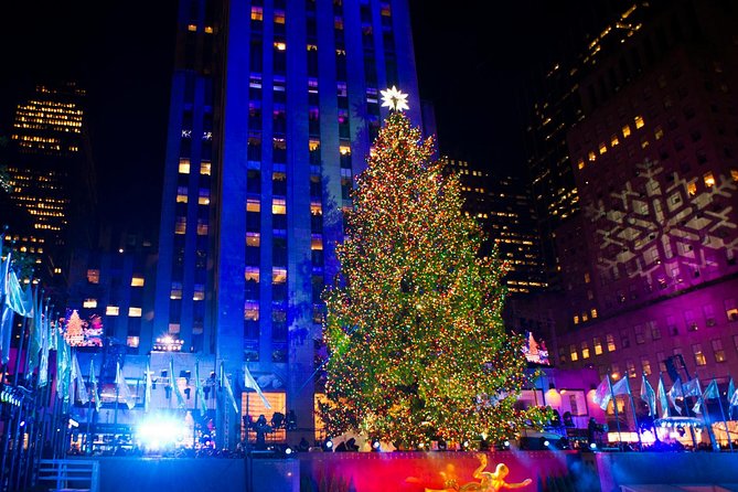 New York City Christmas Holiday Lights and Markets Walking Tour - Bryant Park market time: artisan gifts in a European-style setting