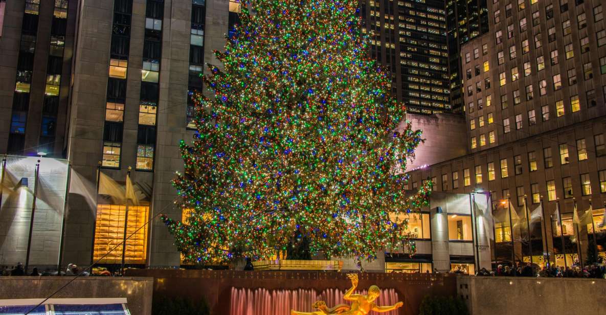 New York City: Christmas Holiday Tour of Manhattan - Macy’s finale: why the world’s largest department store still matters