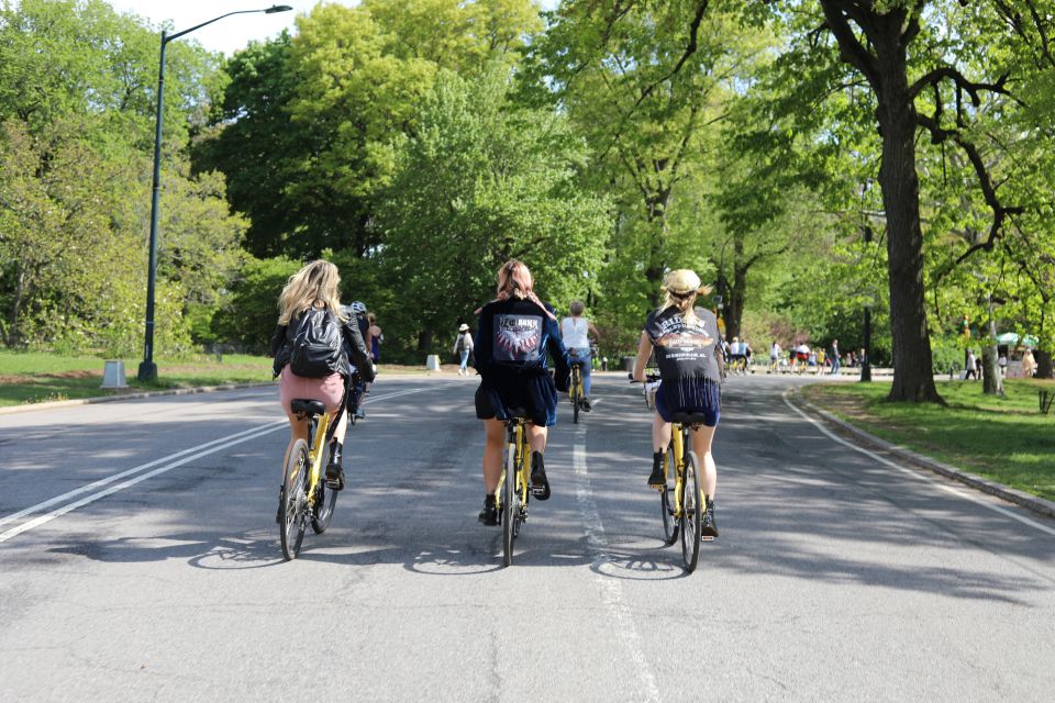 New York City: City Highlights Guided Bike or eBike Tour - Washington Square Park: A Pause That Helps You Switch Gears
