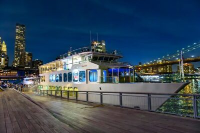 New York City Dinner Cruise on Luxury Yacht with Live Music - Price and What You’re Really Getting for $175