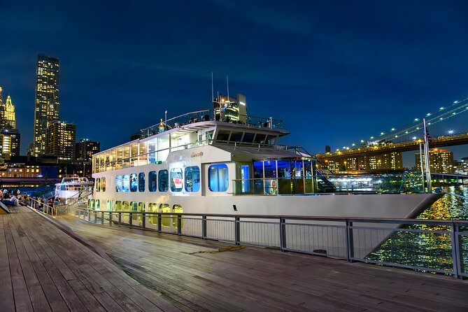 New York City Dinner Cruise on Luxury Yacht with Live Music - Price and What You’re Really Getting for $175