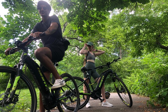 New York City E Bike Rentals - Midtown pickup at 203 W 58th St: starting in the smart place