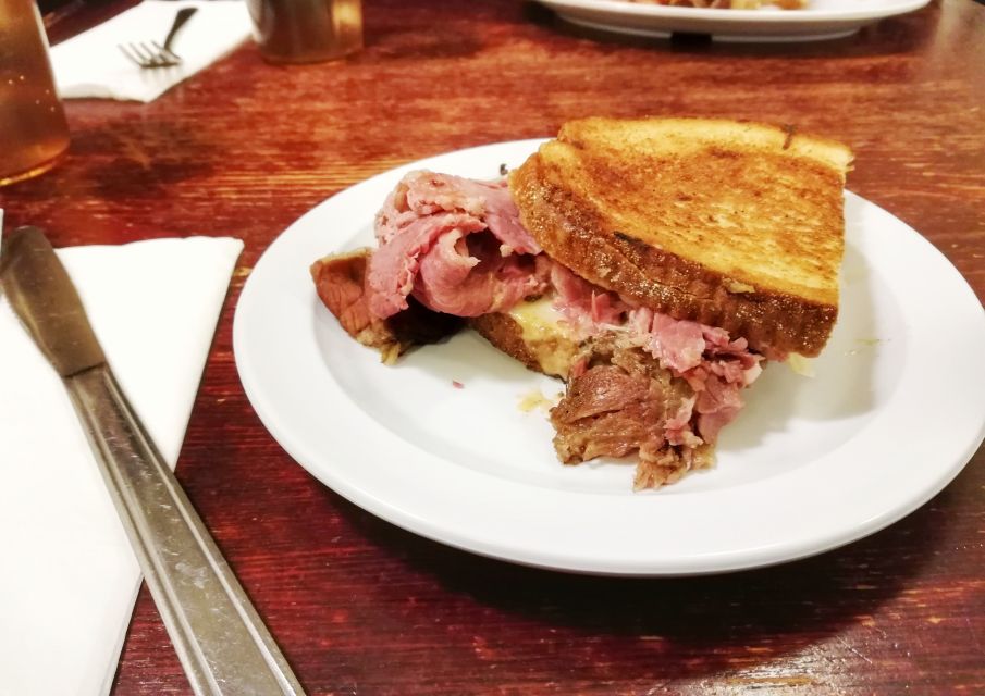 New York City: Flatiron Food, History, and Architecture Tour - Devocion coffee sample: the reset between neighborhoods