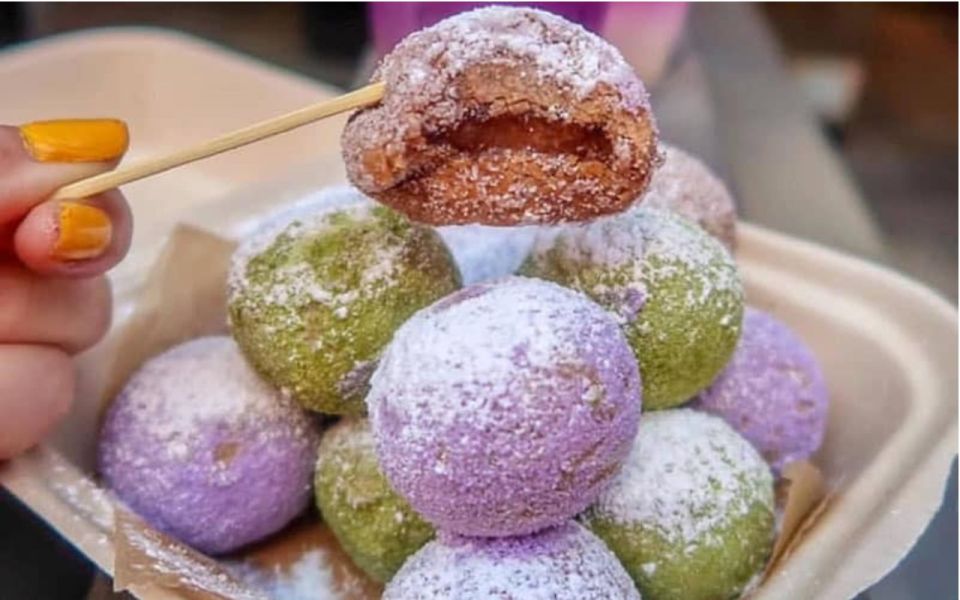 New York City: Food Walking Tour of Chinatown & Little Italy - The bakery sweet stop: your Instagram-friendly break (without derailing the schedule)