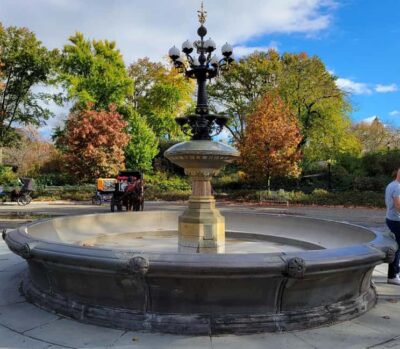New York City: Gossip Girl Private Tour in Manhattan - Meet-up at Char-CUTE-rie by Bohemian Picnics and the start-to-finish vibe
