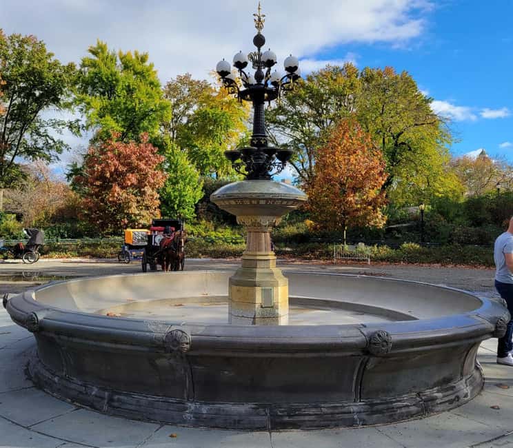 New York City: Gossip Girl Private Tour in Manhattan - Meet-up at Char-CUTE-rie by Bohemian Picnics and the start-to-finish vibe