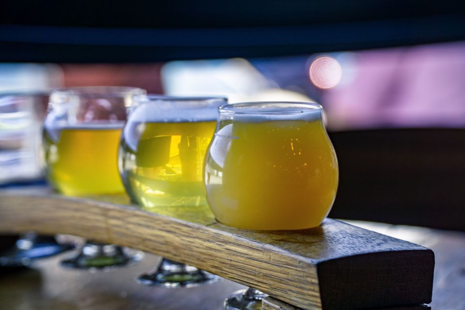 New York City: Guided Brooklyn Craft Brewery Tour - The tasting pace: up to 12 samples without the chaos