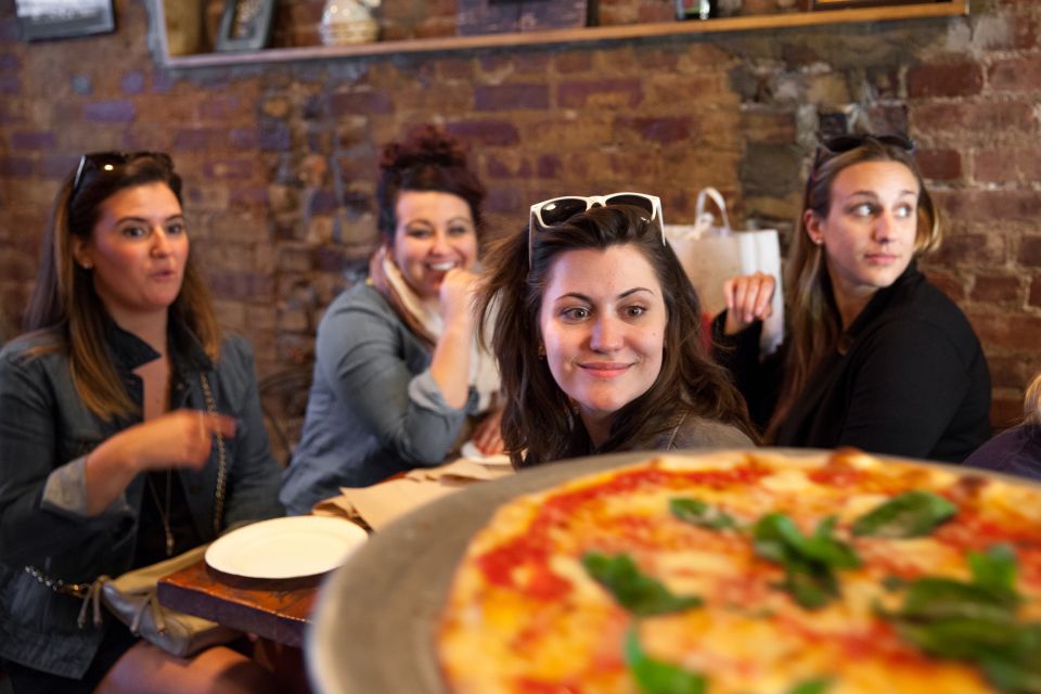 New York City: Half-Day Pizza Bus Tour - Outer boroughs: why leaving Manhattan is the point
