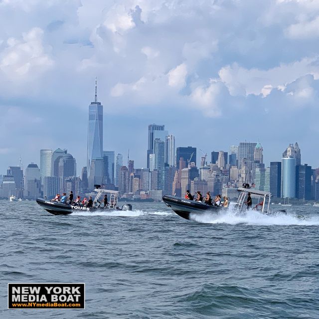 New York City: Harbor Speedboat Tour - Brooklyn waterfront and Governors Island: a real working coastline