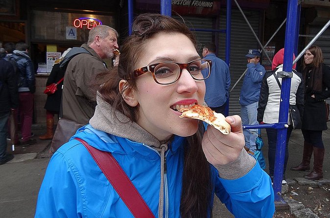 New York City: Hell's Kitchen Go West Food On Foot Guided Tour - Lunch Stops: How You Actually Eat on This Tour