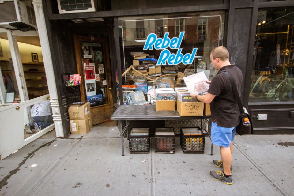 New York City: High Line and Greenwich Village Combo Tour - Practical tips: shoes, walking comfort, and when this tour fits best