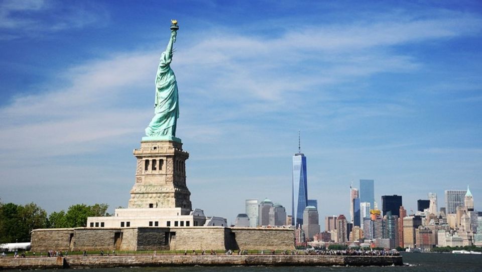 New York City: History of Lower Manhattan Walking Tour - The Free Pizza Finish: Why New York Style Became Famous