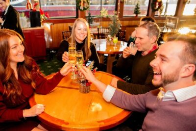 New York City Holiday Sunset Sightseeing Cruise - What’s Included Onboard: Beverage Plans and Simple Food Strategy