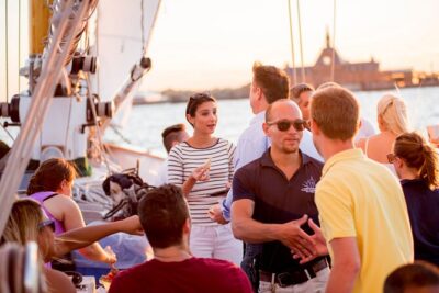 New York City Live Jazz Sail - Hudson River Pass: Financial District and One World Trade