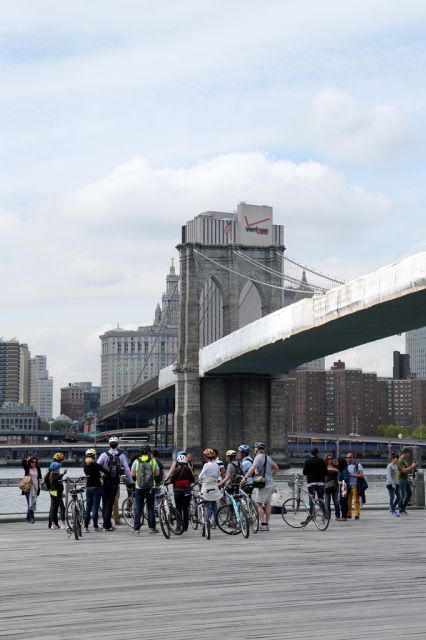 New York City: Lower Manhattan Bike Rentals - Getting going at Unlimited Biking (79 Chambers Street)
