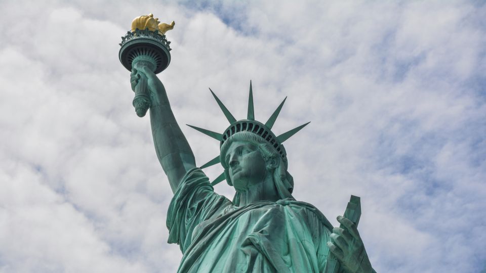 New York City: Luggage Storage - How to plan your day around luggage-free movement